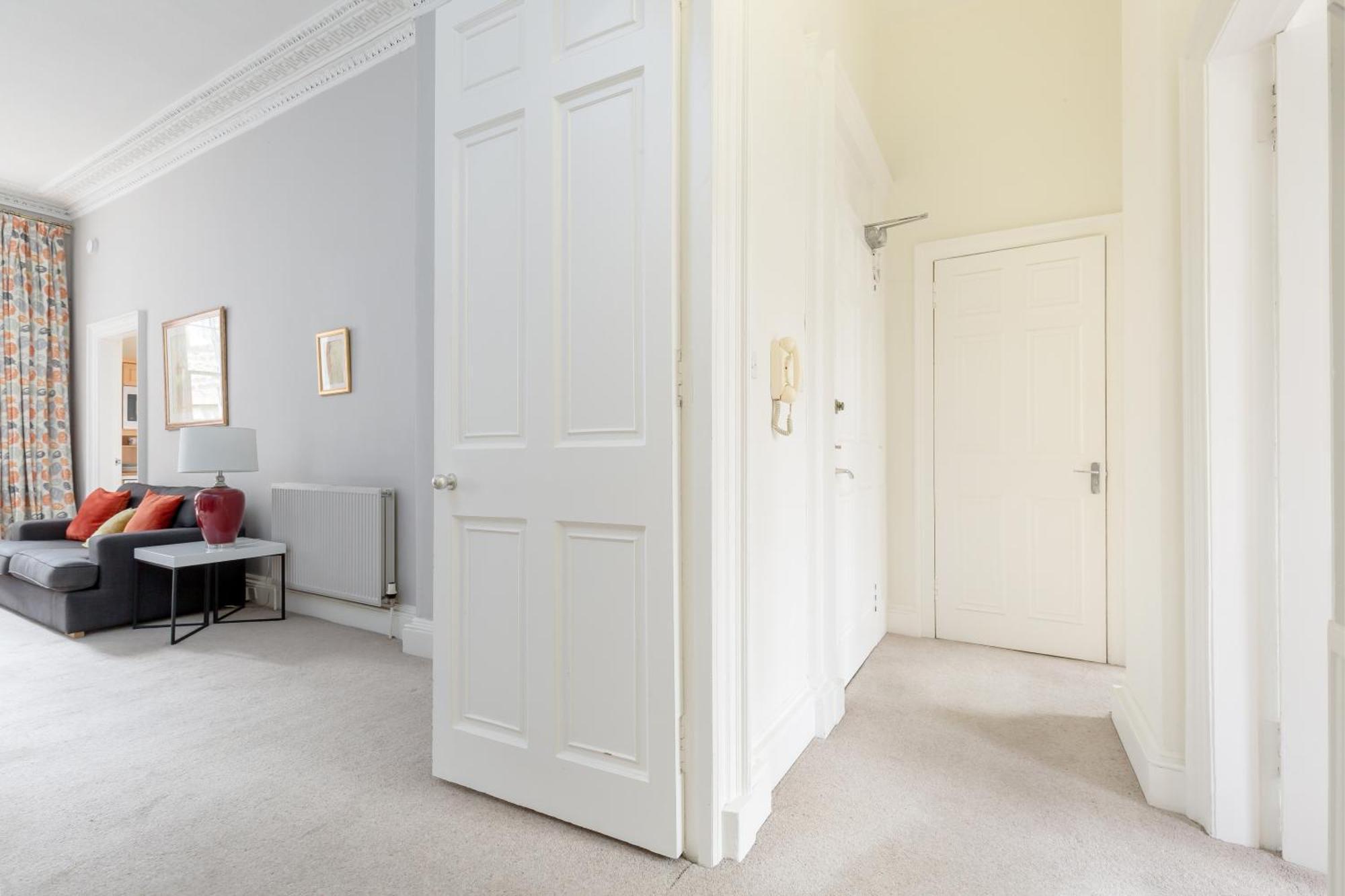 Light And Spacious 2 Bedroom Flat In Heart Of エディンバラ エクステリア 写真